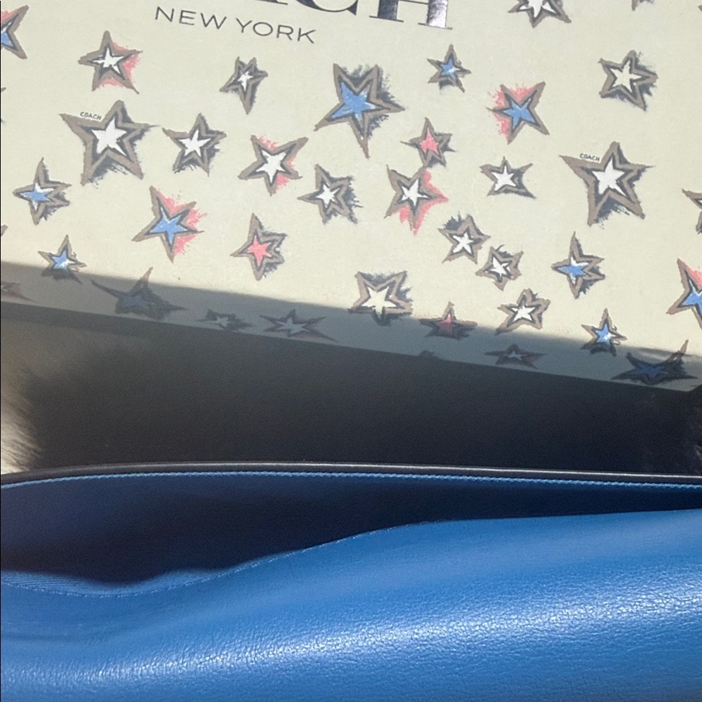 New Coach Blue Leather Compact Wristlet Wallet with Silver Logo Imperfect - Picture 4 of 9